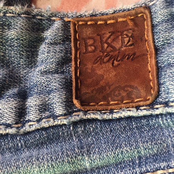 Size 29x33 1/2 BKE Culture denim Pants - Picture 6 of 7